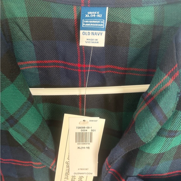 Brand new Old Navy tartan Plaid pajama set youth XL - Picture 4 of 4